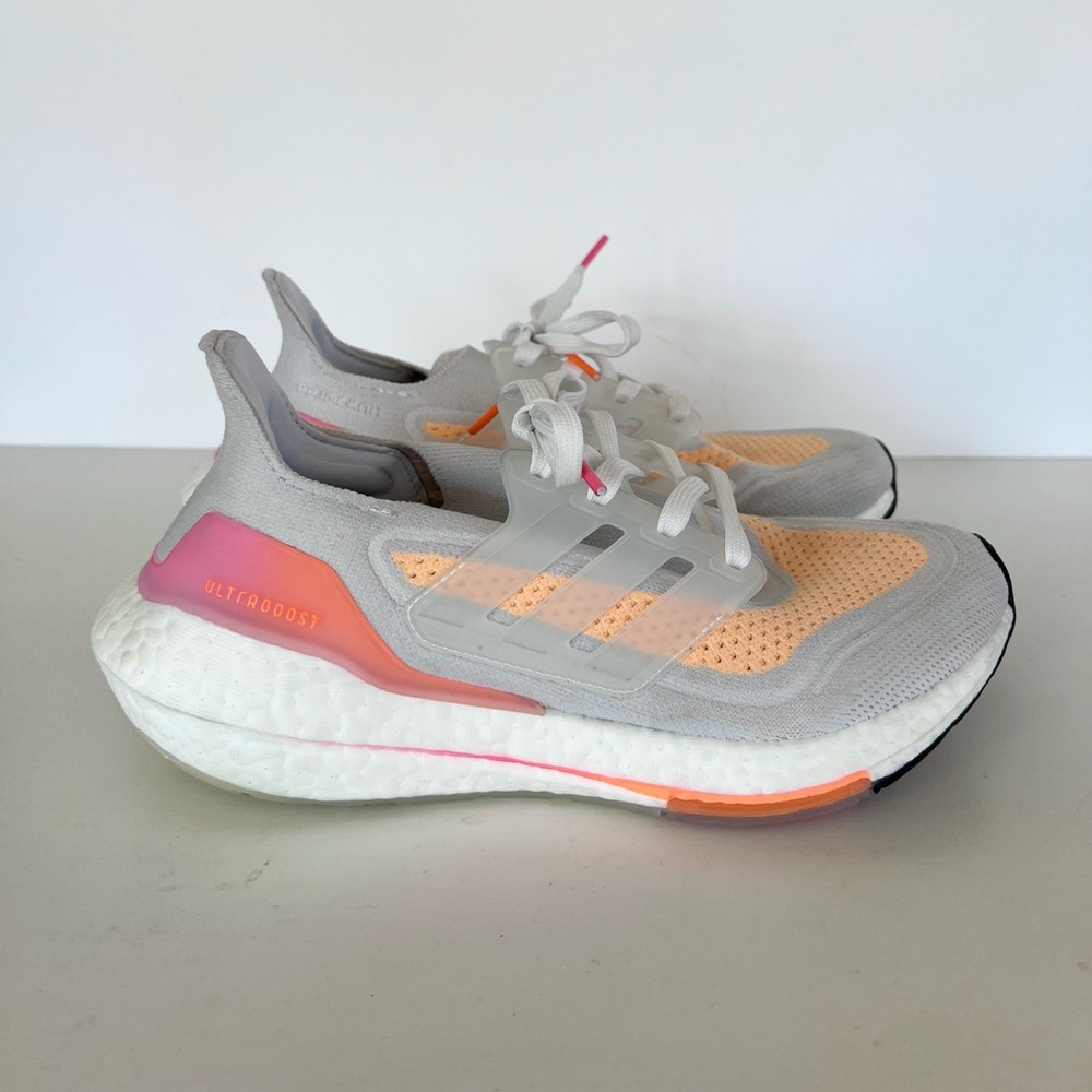 Adidas Women's UltraBoost 21 Training Sneaker in 'White Acid Orange’, size 7